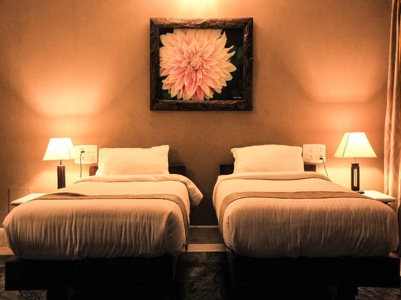 Hanu Reddy Residences Poes Garden Chennai Extérieur photo